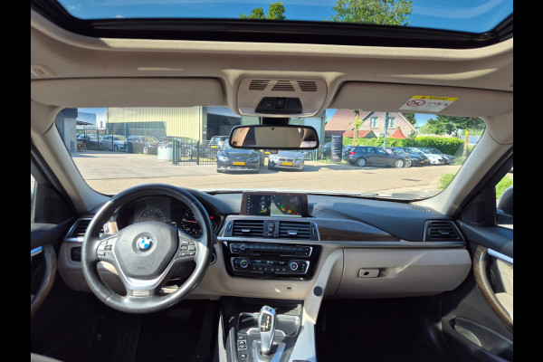 BMW 3-serie 320i Luxury Edition Individual Schuifdak Apple CarPlay Virtual dash Camera LED NAP 2e eigenaar 320i Luxury Edition