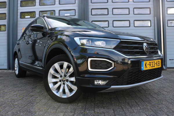 Volkswagen T-Roc 1.5 TSI Sport Autom Virtuel cockpit Xenon Navi Camera Bj:2021