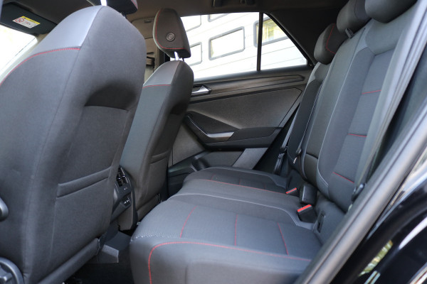 Volkswagen T-Roc 1.5 TSI Sport Autom Virtuel cockpit Xenon Navi Camera Bj:2021