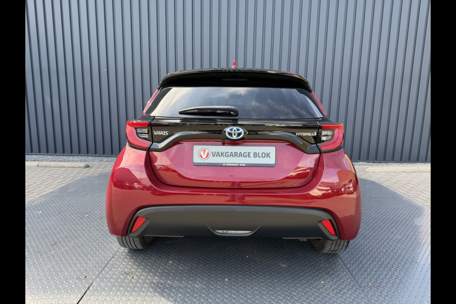 Toyota Yaris 1.5 Hybrid Dynamic | BSM | Dealer onderhouden | 10 jr GARANTIE | Rijklaar!!!