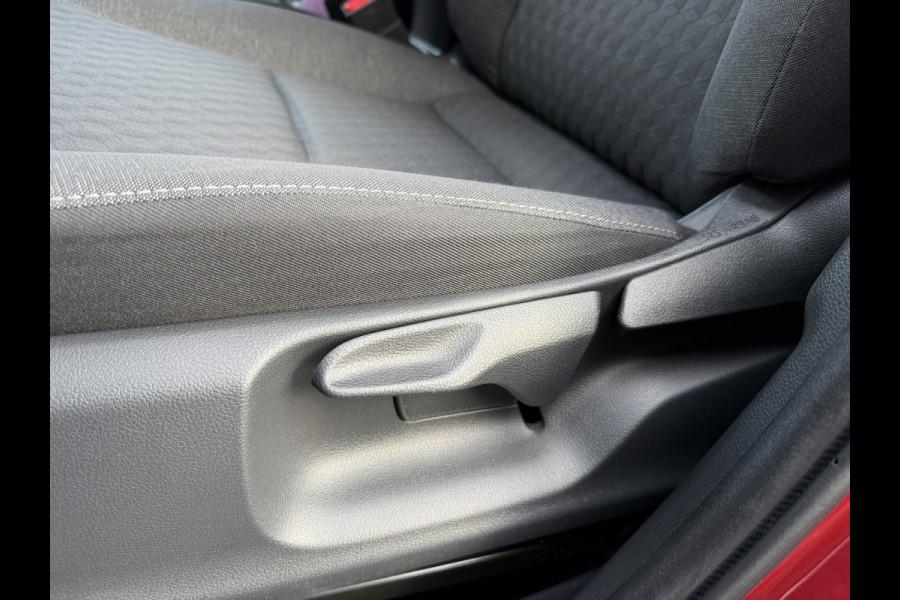 Toyota Yaris 1.5 Hybrid Dynamic | BSM | Dealer onderhouden | 10 jr GARANTIE | Rijklaar!!!