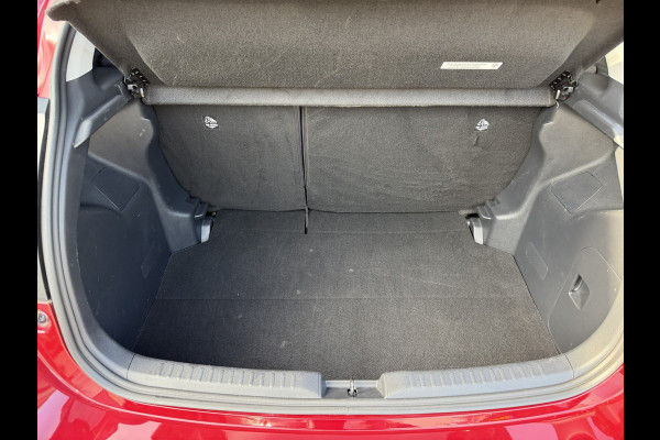 Toyota Yaris 1.5 Hybrid Dynamic | BSM | Dealer onderhouden | 10 jr GARANTIE | Rijklaar!!!