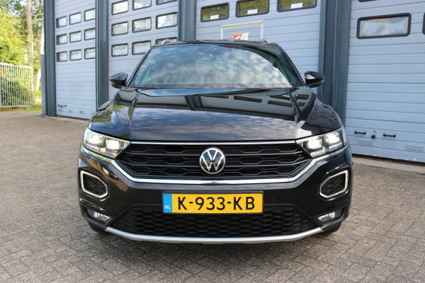 Volkswagen T-Roc 1.5 TSI Sport Autom Virtuel cockpit Xenon Navi Camera Bj:2021