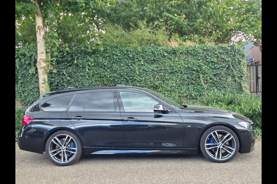 BMW 3 Serie Touring 320i M Sport Edition Panorama Apple CarPlay Camera Head UP Hifi 19inch NAP NL