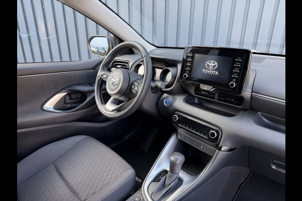 Toyota Yaris 1.5 Hybrid Dynamic | BSM | Dealer onderhouden | 10 jr GARANTIE | Rijklaar!!!