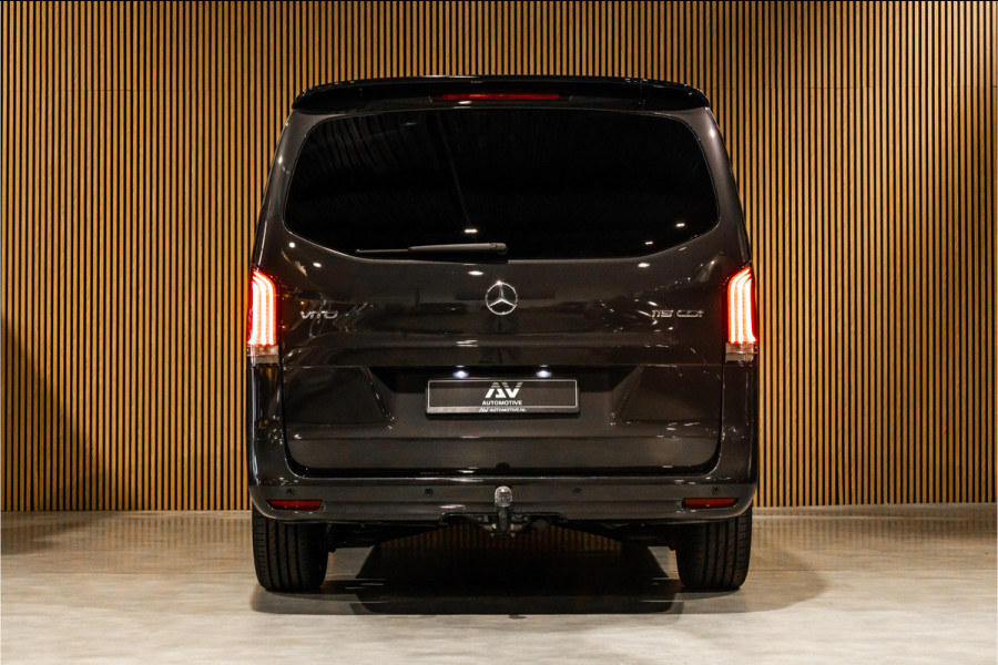 Mercedes-Benz Vito 119 CDI DC L3 XL | AMG | L+R Schuifdeur | Dubbel cabine | 5-Zitter | Navigatie | CarPlay | Camera | Lederen bekleding | Stoelver | 2500 kg trekgewicht | Trekhaak | Multibeam Led | PDC V+A