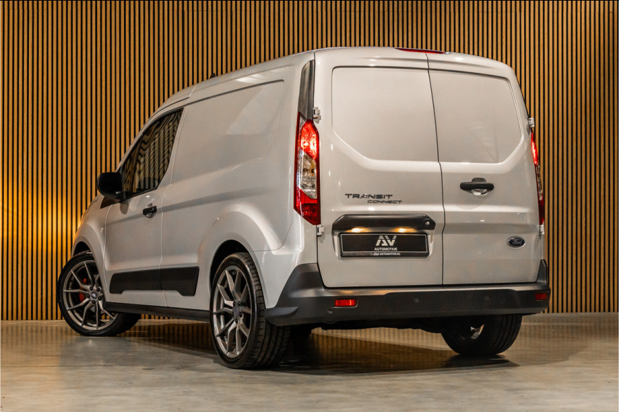 Ford Transit Connect 1.0 Ecoboost 100 PK | Navigatie | Camera | CarPlay | Cruise control | 3-Zitter | MF Stuur | Nieuwe APK | Dealer onderhouden | Benzine | Euro 6