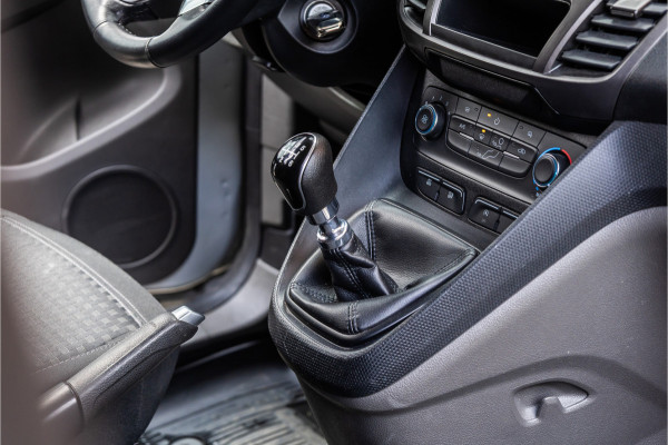 Ford Transit Connect 1.0 Ecoboost 100 PK | Navigatie | Camera | CarPlay | Cruise control | 3-Zitter | MF Stuur | Nieuwe APK | Dealer onderhouden | Benzine | Euro 6