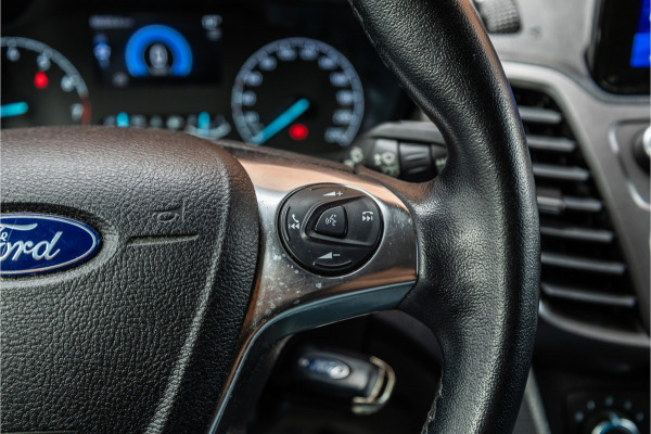 Ford Transit Connect 1.0 Ecoboost 100 PK | Navigatie | Camera | CarPlay | Cruise control | 3-Zitter | MF Stuur | Nieuwe APK | Dealer onderhouden | Benzine | Euro 6