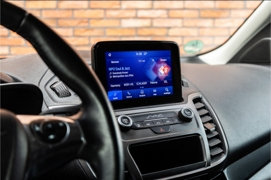Ford Transit Connect 1.0 Ecoboost 100 PK | Navigatie | Camera | CarPlay | Cruise control | 3-Zitter | MF Stuur | Nieuwe APK | Dealer onderhouden | Benzine | Euro 6