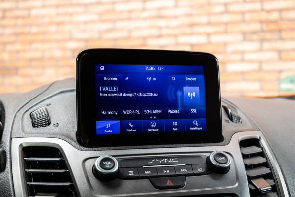 Ford Transit Connect 1.0 Ecoboost 100 PK | Navigatie | Camera | CarPlay | Cruise control | 3-Zitter | MF Stuur | Nieuwe APK | Dealer onderhouden | Benzine | Euro 6