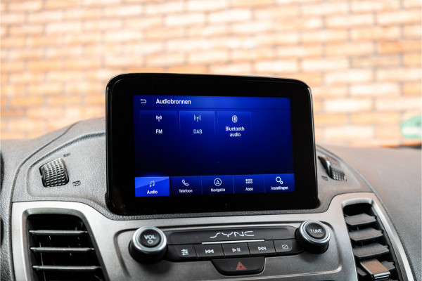 Ford Transit Connect 1.0 Ecoboost 100 PK | Navigatie | Camera | CarPlay | Cruise control | 3-Zitter | MF Stuur | Nieuwe APK | Dealer onderhouden | Benzine | Euro 6