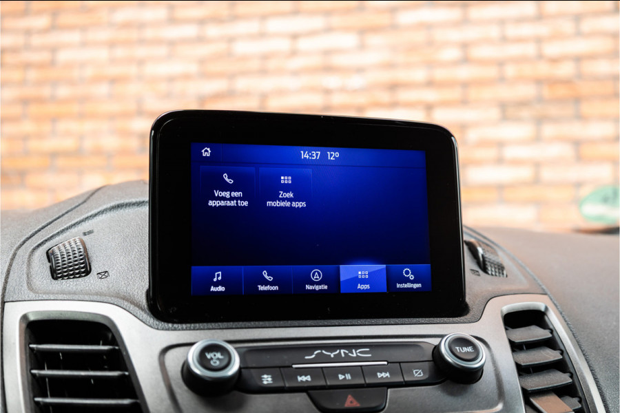 Ford Transit Connect 1.0 Ecoboost 100 PK | Navigatie | Camera | CarPlay | Cruise control | 3-Zitter | MF Stuur | Nieuwe APK | Dealer onderhouden | Benzine | Euro 6