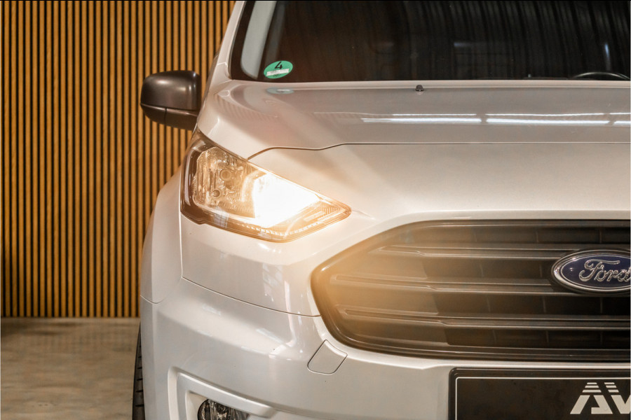 Ford Transit Connect 1.0 Ecoboost 100 PK | Navigatie | Camera | CarPlay | Cruise control | 3-Zitter | MF Stuur | Nieuwe APK | Dealer onderhouden | Benzine | Euro 6