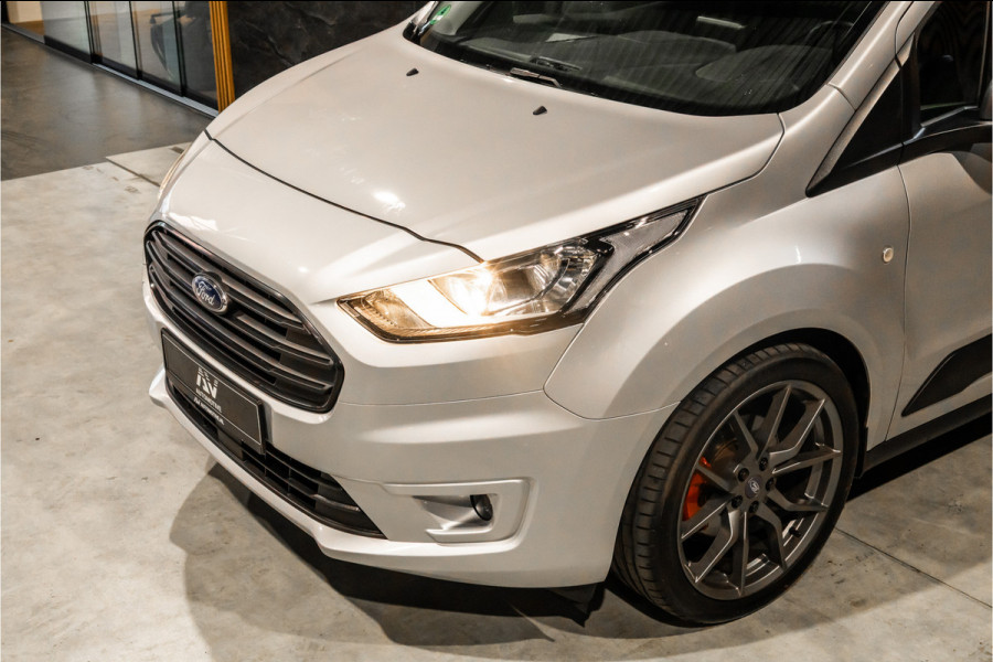 Ford Transit Connect 1.0 Ecoboost 100 PK | Navigatie | Camera | CarPlay | Cruise control | 3-Zitter | MF Stuur | Nieuwe APK | Dealer onderhouden | Benzine | Euro 6