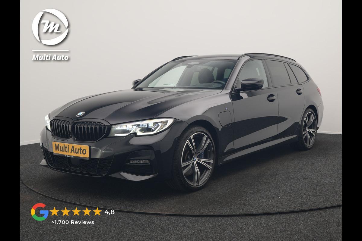BMW 3 Serie Touring 330e M Sport PHEV 293pk Dealer O.H. | Trekhaak Af Fabriek | Adaptive Cruise | Head Up | 360 Camera | Adaptief Onderstel | Alcantara Sportstoelen & Stuur Verwarmd | Laser LED | Sfeerverlichting | Keyless | Blis | Apple Carplay | Plug In Hybrid |