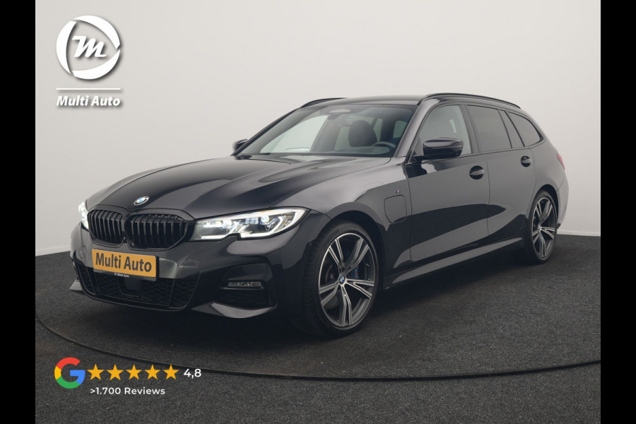 BMW 3 Serie Touring 330e M Sport PHEV 293pk Dealer O.H. | Trekhaak Af Fabriek | Adaptive Cruise | Head Up | 360 Camera | Adaptief Onderstel | Alcantara Sportstoelen & Stuur Verwarmd | Laser LED | Sfeerverlichting | Keyless | Blis | Apple Carplay | Plug In Hybrid |
