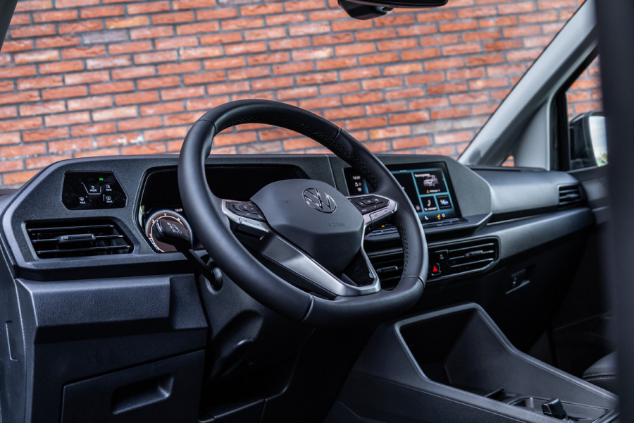 Volkswagen Caddy Cargo 2.0 TDI DSG | L+R Schuifdeur | ACC | Side Assist | Lane Assist | Virtual Cockpit | Camera | CarPlay | Stoelverwarming | LED Koplampen | Sidebars | DAB | Fabrieksgarantie | Facelift model | BPM Vrij