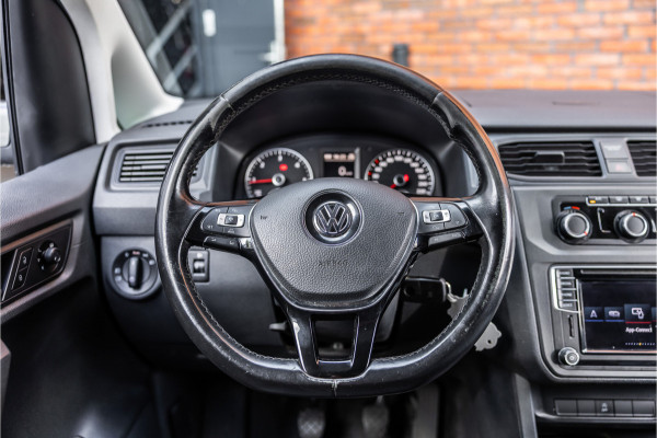 Volkswagen Caddy 2.0 TDI Exclusive 185 PK | Marge | BTW & BPM Vrij | Bi-Xenon | ACC | CarPlay | Navigatie | PDC | MF Stuur | Trekhaak | Nieuwe APK | Alarm | Schroefset | Spoilerkit | Dealer onderhouden