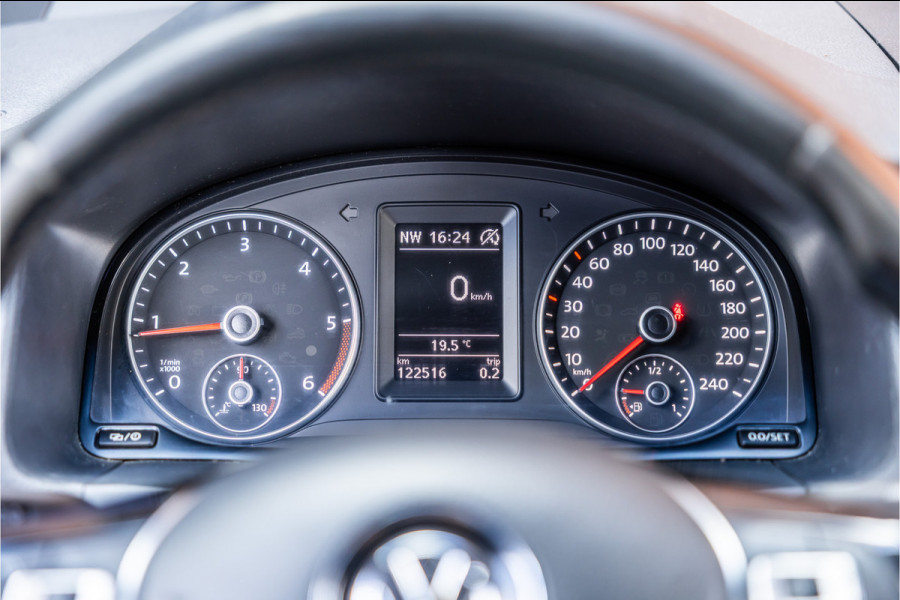 Volkswagen Caddy 2.0 TDI Exclusive 185 PK | Marge | BTW & BPM Vrij | Bi-Xenon | ACC | CarPlay | Navigatie | PDC | MF Stuur | Trekhaak | Nieuwe APK | Alarm | Schroefset | Spoilerkit | Dealer onderhouden