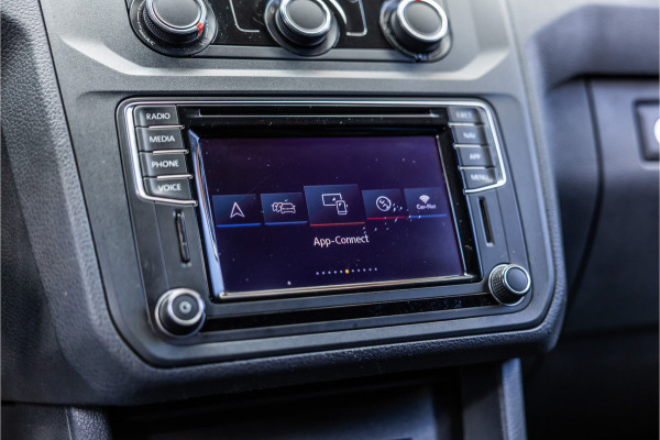 Volkswagen Caddy 2.0 TDI Exclusive 185 PK | Marge | BTW & BPM Vrij | Bi-Xenon | ACC | CarPlay | Navigatie | PDC | MF Stuur | Trekhaak | Nieuwe APK | Alarm | Schroefset | Spoilerkit | Dealer onderhouden