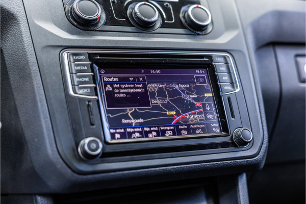 Volkswagen Caddy 2.0 TDI Exclusive 185 PK | Marge | BTW & BPM Vrij | Bi-Xenon | ACC | CarPlay | Navigatie | PDC | MF Stuur | Trekhaak | Nieuwe APK | Alarm | Schroefset | Spoilerkit | Dealer onderhouden