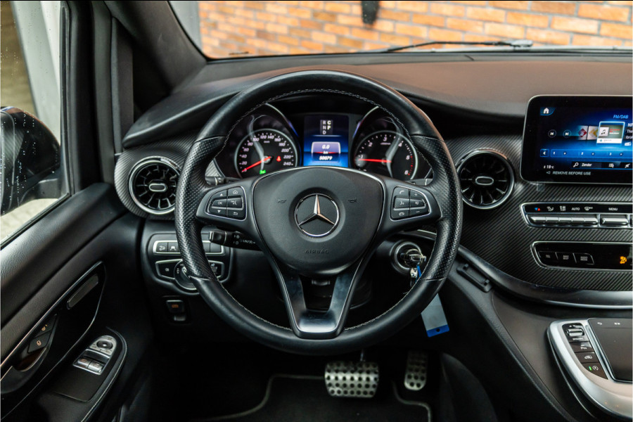 Mercedes-Benz V-Klasse 300d DC | AMG | 4-Matic | 360 Camera | Stoelventilatie | CarPlay | Navigatie | Lederen bekleding | Elek schuifdeuren | LED koplampen | Elek achterklep | DAB | V300 | V300d | Nieuwe APK | Dealer onderhouden