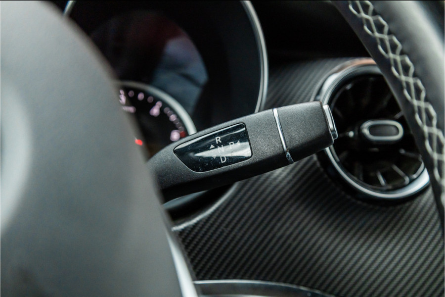 Mercedes-Benz V-Klasse 300d DC | AMG | 4-Matic | 360 Camera | Stoelventilatie | CarPlay | Navigatie | Lederen bekleding | Elek schuifdeuren | LED koplampen | Elek achterklep | DAB | V300 | V300d | Nieuwe APK | Dealer onderhouden