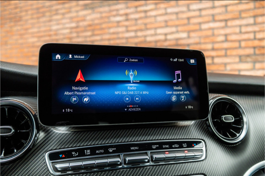 Mercedes-Benz V-Klasse 300d DC | AMG | 4-Matic | 360 Camera | Stoelventilatie | CarPlay | Navigatie | Lederen bekleding | Elek schuifdeuren | LED koplampen | Elek achterklep | DAB | V300 | V300d | Nieuwe APK | Dealer onderhouden