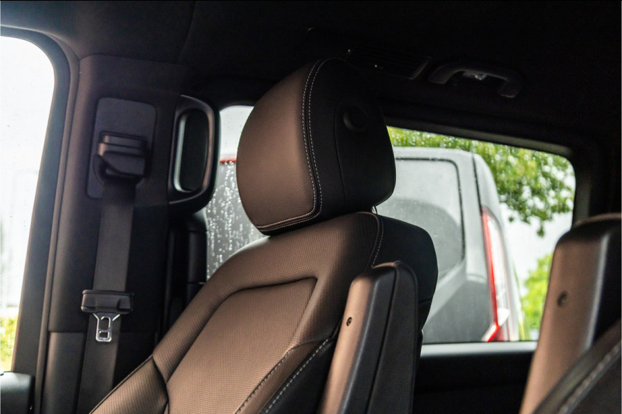Mercedes-Benz V-Klasse 300d DC | AMG | 4-Matic | 360 Camera | Stoelventilatie | CarPlay | Navigatie | Lederen bekleding | Elek schuifdeuren | LED koplampen | Elek achterklep | DAB | V300 | V300d | Nieuwe APK | Dealer onderhouden