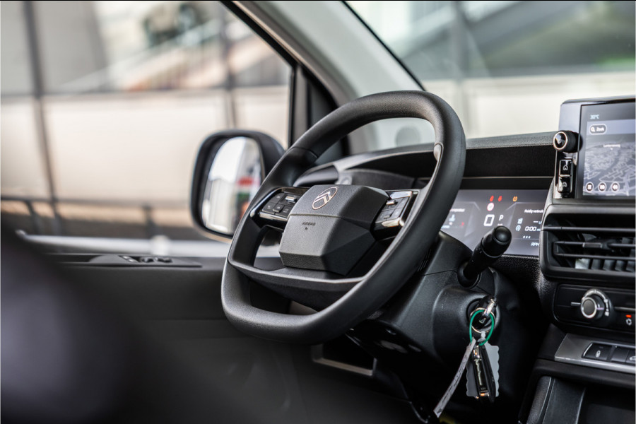 Citroën Jumpy 2.0 BlueHDI DC 180 L3 XL | Dubbel cabine | L+R Schuifdeur | Camera | CarPlay | DAB | Flippers | 5-Zitter | PDC | Navigatie | BPM Vrij | Fabrieksgarantie