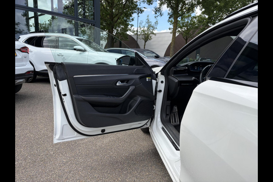 Peugeot 508 1.6 HYbrid GT VAN: 26.900,- VOOR 23.877,- UW WKVOORDEEL: 3.023,- | PHEV| AFNEEMBARE TREKHAAK| PANO| ELEKTRISCHE ACHTERKLEP| ACHTERUITRIJCAMERA| RIJKLAAR GELEVERD INCL. 12 MND BOVAG GARANTIE| DODE HOEK SENSOR|