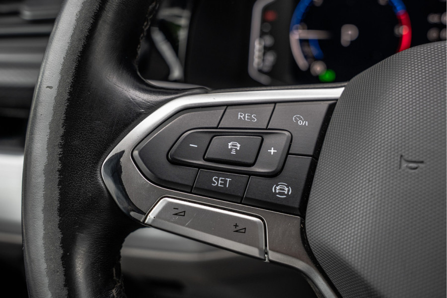 Volkswagen Transporter T6.1 Bulli 2.0 TDI L1H1 | Virtual cockpit | Automaat | 150 PK | 3-Zits | 1e Eigenaar | LED | Camera | Carplay | PDC | Zijschuifdeur R+L | T