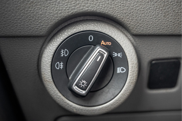 Volkswagen Transporter T6.1 Bulli 2.0 TDI L1H1 | Virtual cockpit | Automaat | 150 PK | 3-Zits | 1e Eigenaar | LED | Camera | Carplay | PDC | Zijschuifdeur R+L | T