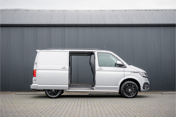 Volkswagen Transporter T6.1 Bulli 2.0 TDI L1H1 | Virtual cockpit | Automaat | 150 PK | 3-Zits | 1e Eigenaar | LED | Camera | Carplay | PDC | Zijschuifdeur R+L | T