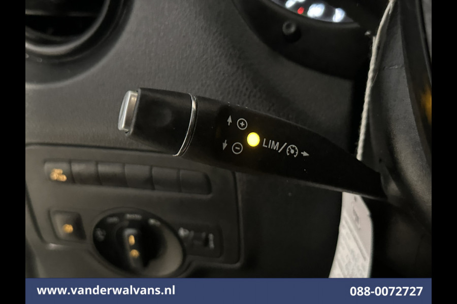 Mercedes-Benz Vito 114 CDI 136pk L2H1 Euro6 Airco | Navigatie | Camera | LM Velgen Cruisecontrol, Bumper in de kleur, Parkeersensoren, Achterklep, Stoelverwarming, Bijrijdersbank, Inrichting