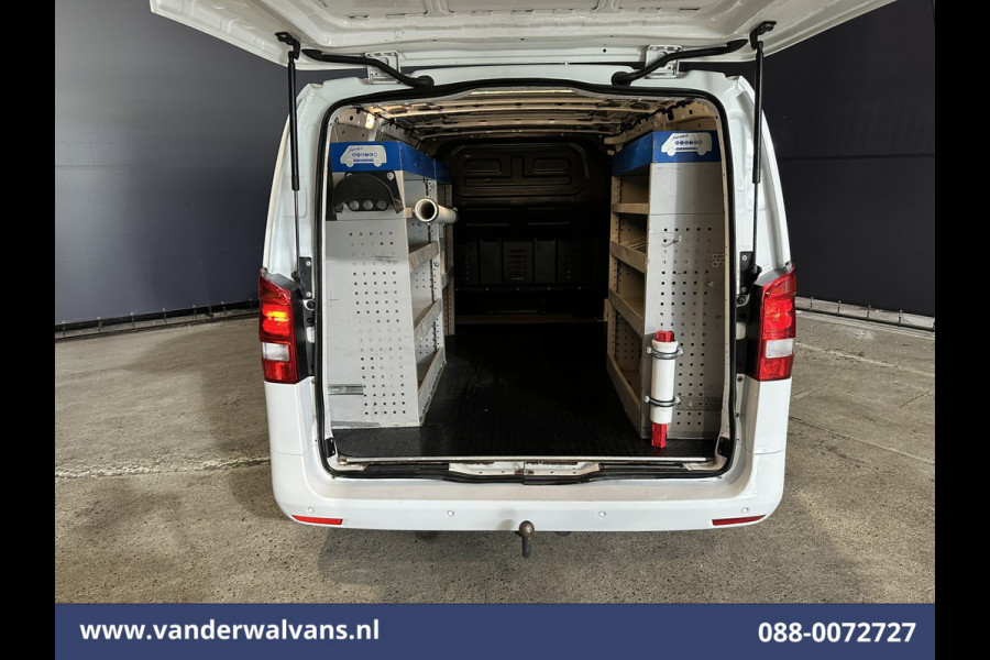 Mercedes-Benz Vito 114 CDI 136pk L2H1 Euro6 Airco | Navigatie | Camera | LM Velgen Cruisecontrol, Bumper in de kleur, Parkeersensoren, Achterklep, Stoelverwarming, Bijrijdersbank, Inrichting