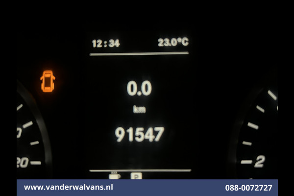 Mercedes-Benz Vito 114 CDI 136pk L2H1 Euro6 Airco | Navigatie | Camera | LM Velgen Cruisecontrol, Bumper in de kleur, Parkeersensoren, Achterklep, Stoelverwarming, Bijrijdersbank, Inrichting