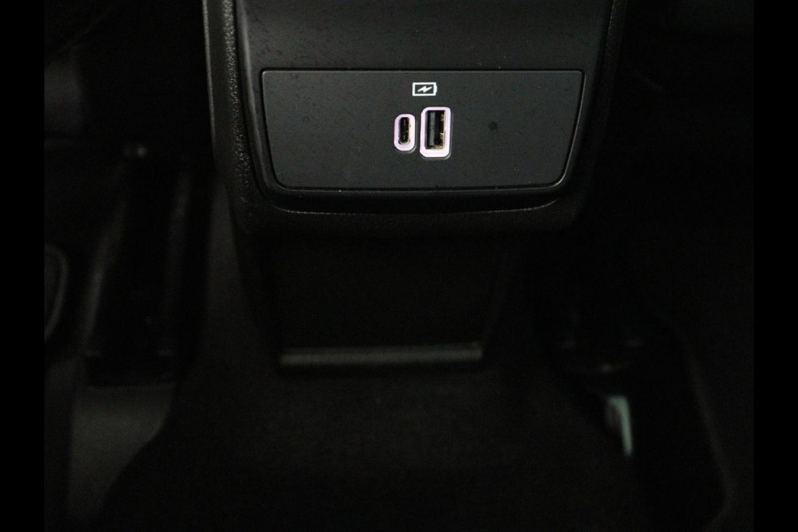 Alfa Romeo Tonale 1.3T PHEV TI | 280PK | SOH 99% | Trekhaak | Stoelverwarming | Adaptive cruise | Camera | Carplay | Matrix LED | Navigatie | Stuurverwarming | Climate control | Plug In