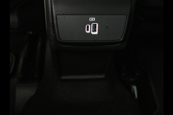 Alfa Romeo Tonale 1.3T PHEV TI | 280PK | SOH 99% | Trekhaak | Stoelverwarming | Adaptive cruise | Camera | Carplay | Matrix LED | Navigatie | Stuurverwarming | Climate control | Plug In