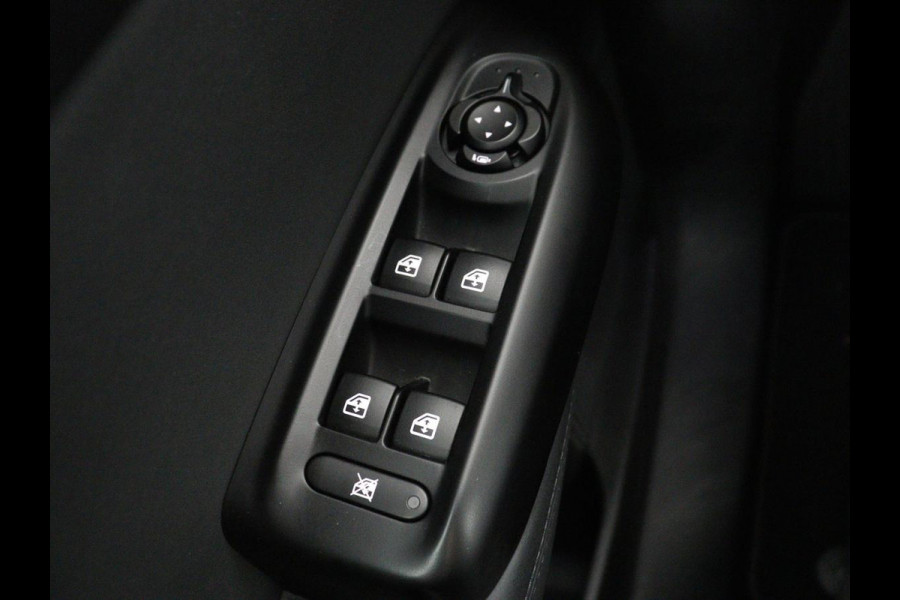 Alfa Romeo Tonale 1.3T PHEV TI | 280PK | SOH 99% | Trekhaak | Stoelverwarming | Adaptive cruise | Camera | Carplay | Matrix LED | Navigatie | Stuurverwarming | Climate control | Plug In
