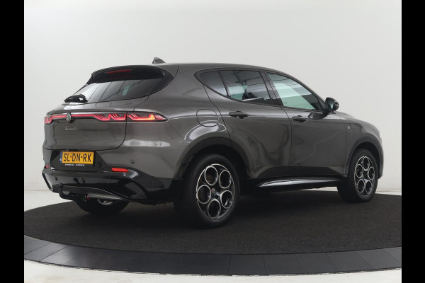 Alfa Romeo Tonale 1.3T PHEV TI | 280PK | SOH 99% | Trekhaak | Stoelverwarming | Adaptive cruise | Camera | Carplay | Matrix LED | Navigatie | Stuurverwarming | Climate control | Plug In