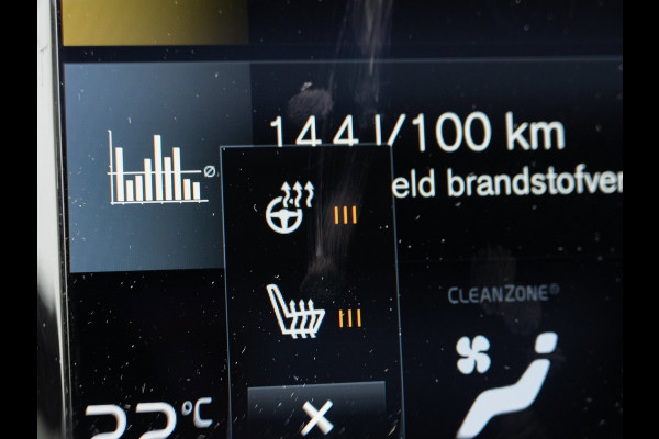 Volvo V60 2.0 T8 Recharge AWD R-Design 455 PK | Pano | 1e Eig. | SOH 96 % |