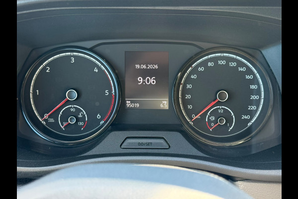 Volkswagen Transporter 2.0 TDI T6.1 L2H1 Imperiaal Trekhaak Camera Cruise Airco