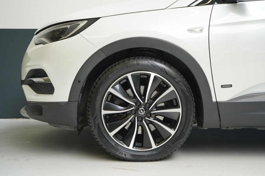 Opel Grandland X 1.6 Turbo Hybrid Business Elegance | Blind-Spot | 360 camera | Stoelverwarming | Sportstoelen | Trekhaak | Carplay