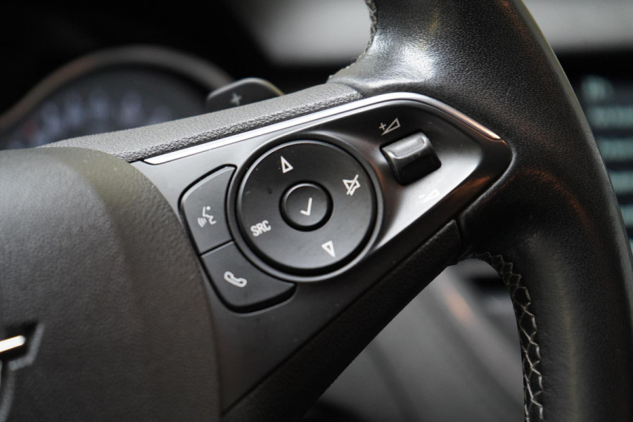 Opel Grandland X 1.6 Turbo Hybrid Business Elegance | Blind-Spot | 360 camera | Stoelverwarming | Sportstoelen | Trekhaak | Carplay