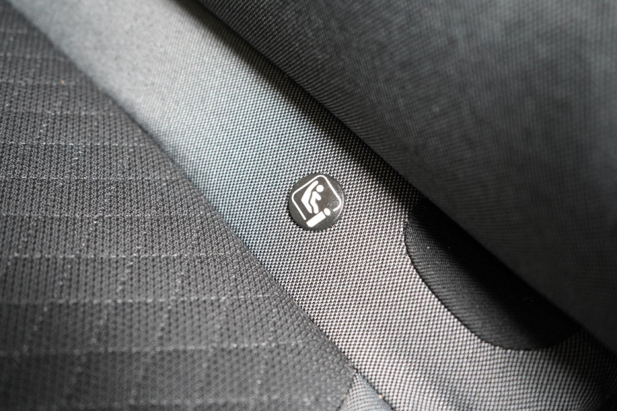 Opel Grandland X 1.6 Turbo Hybrid Business Elegance | Blind-Spot | 360 camera | Stoelverwarming | Sportstoelen | Trekhaak | Carplay