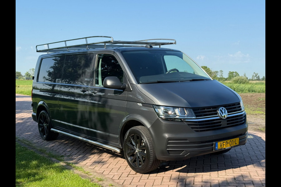 Volkswagen Transporter 2.0 TDI T6.1 L2H1 Imperiaal Trekhaak Camera Cruise Airco