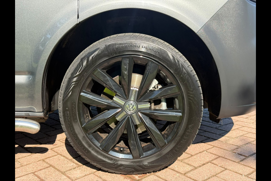 Volkswagen Transporter 2.0 TDI T6.1 L2H1 Imperiaal Trekhaak Camera Cruise Airco