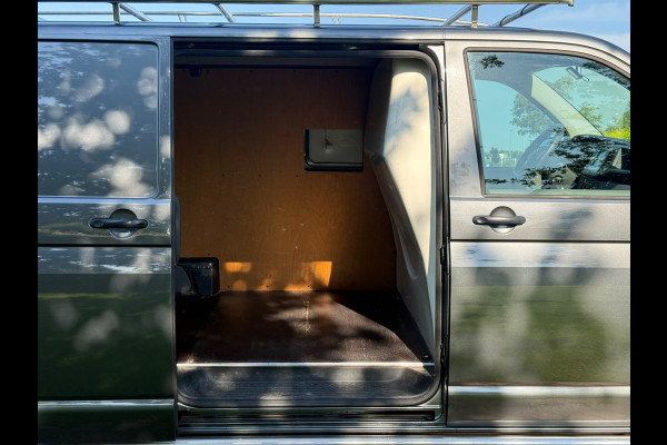 Volkswagen Transporter 2.0 TDI T6.1 L2H1 Imperiaal Trekhaak Camera Cruise Airco